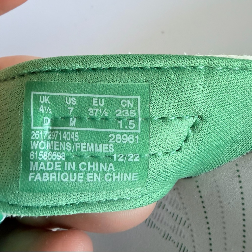 Clarks Green Canvas Strap Flip Flops - Picture 7 of 7